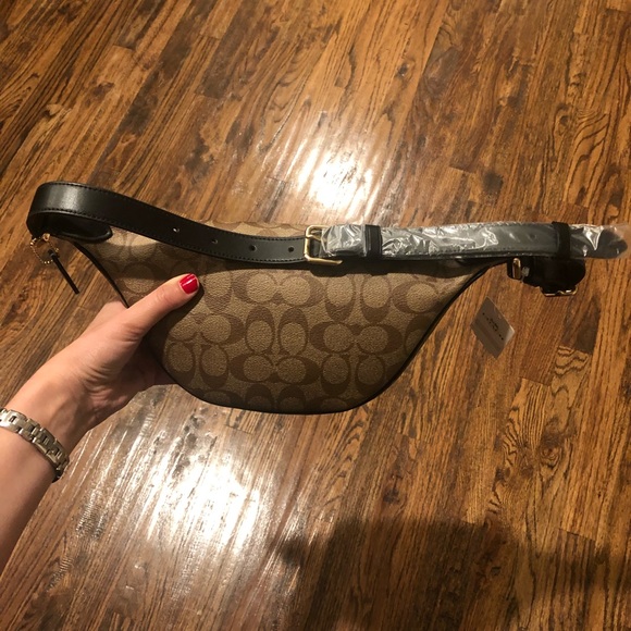 COACH FANNY PACK NEW LIMITED EDITION SIGNATURE bag - Picture 4 of 5